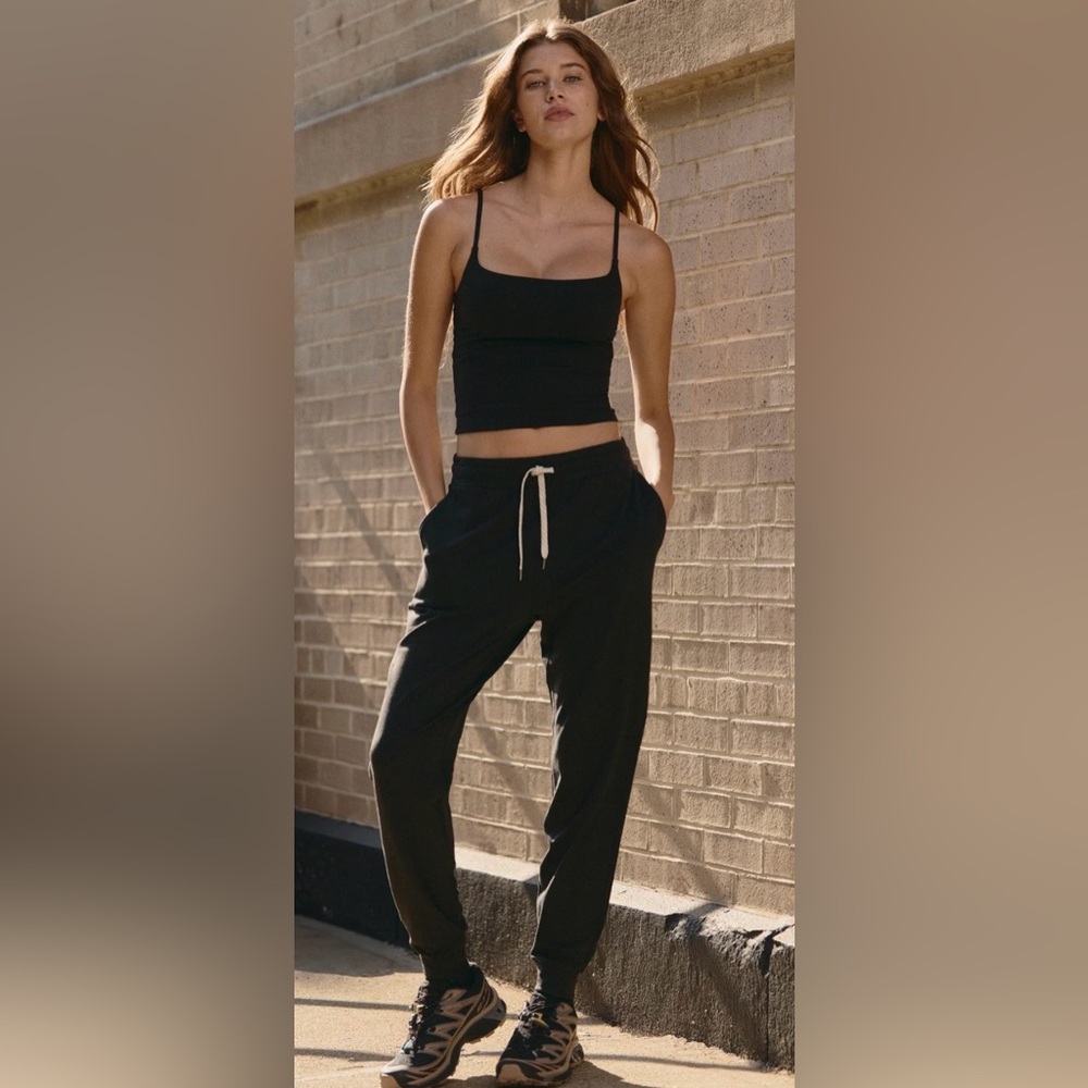 Vuori Black Heather Jogger Pants with Drawstring